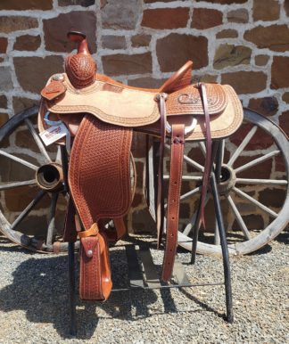 Lazy "L" Saddle - 14 1/2" Natural Slotted